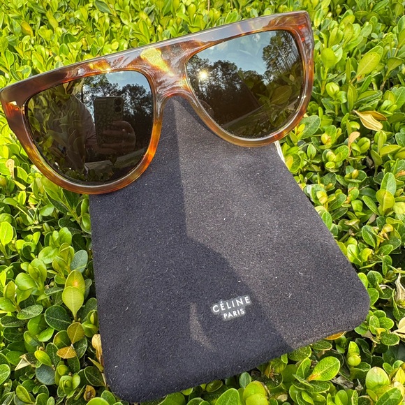 Women’s Celine Sunglasses with Pouch - Picture 2 of 11